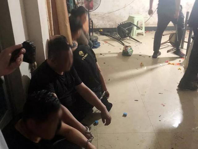 宁波一赌博窝点被端抓获现场曝光