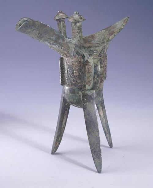 古代皇家贵族喝酒的杯子,一般人不能用,放在今天仍旧身价不菲