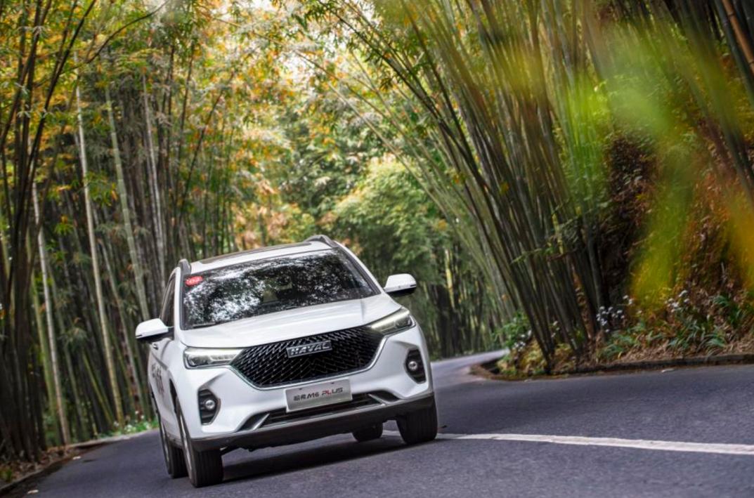 10万内的诚意之选,哈弗m6 plus胜在哪里?