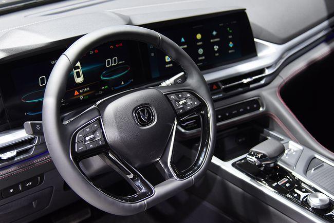 推荐自动尊贵型长安cs75plus购车手册