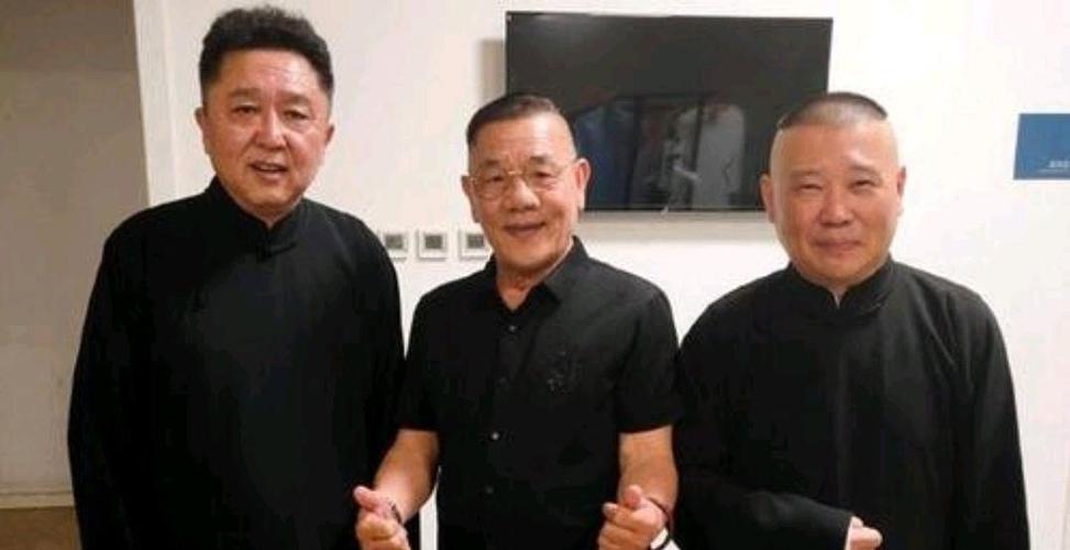 搭档过侯耀华和郭德纲还是杨少华的义子杨进明的经历不简单