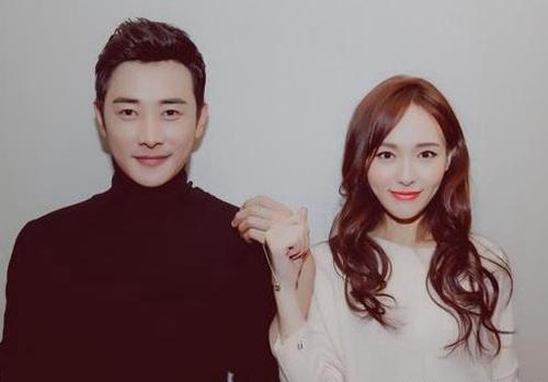 刘亦菲竟是唐嫣男朋友同学?老照片被翻出,可不要惊!