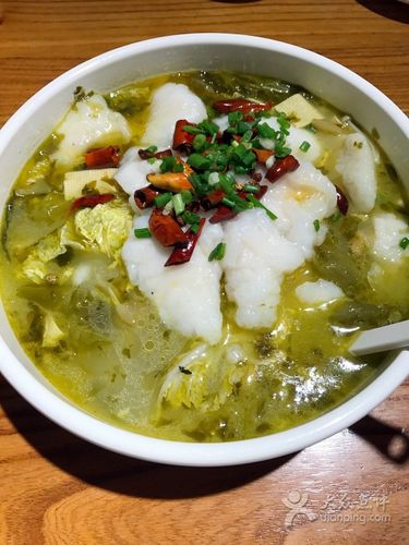 酸菜小鱼巴沙鱼(份)