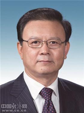 男,满族,1975年8月出生,大学,工学硕士,中共党员,现任唐山市委副书记