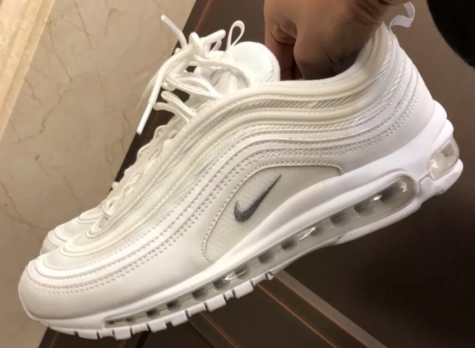 airmax97纯白开箱图耐克airmax97纯白实物细节欣赏