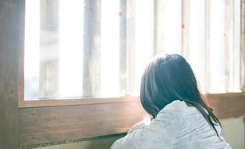 一个人特别难受想哭的句子,句句痛心!