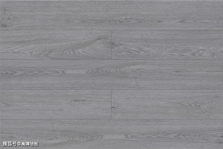 当家里铺了灰色木地板后._型号_品名