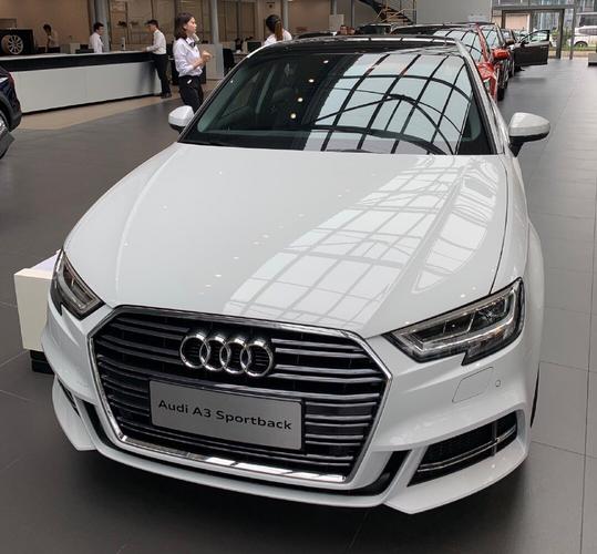 奥迪a3三厢价格多少钱 a3两厢最新报价及图片