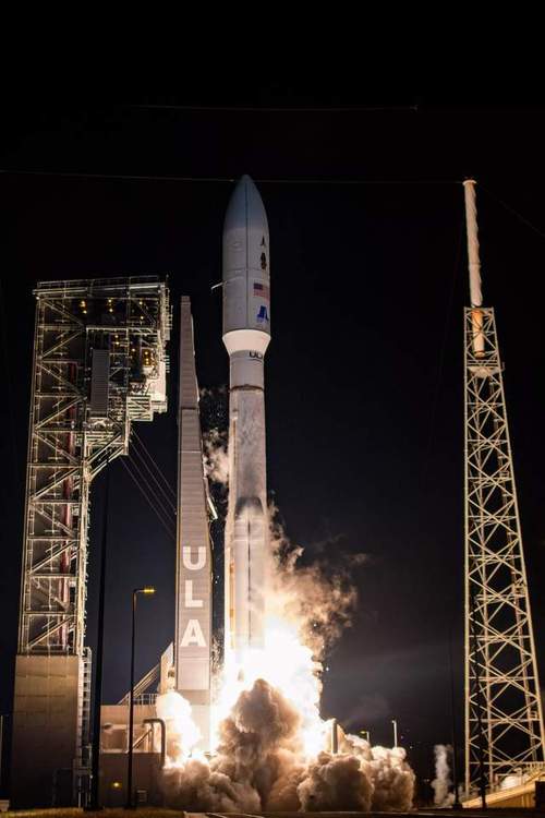 stp-3任务项下stpsat-6, ldpe-1等两颗主星的"阿特拉斯5"551运载火箭