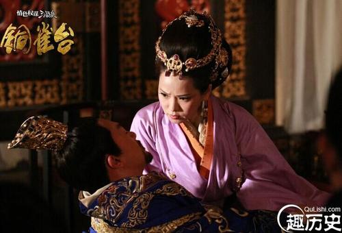 《三国志·后妃传》中记载,初期的时候,曹操的女人有丁夫人,刘夫人