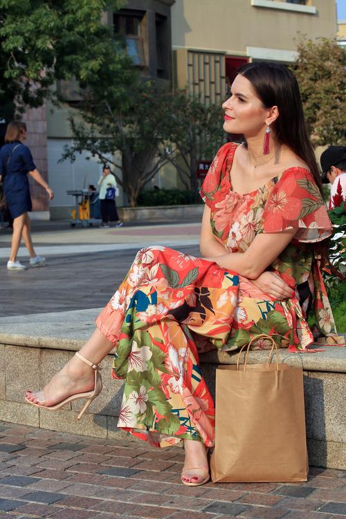 美丽的罗马尼亚姑娘