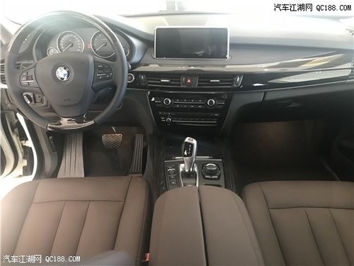 原装进口18款宝马x5昆明陆翔众城展厅现车实拍优惠报价