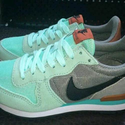 nike华夫正品女鞋