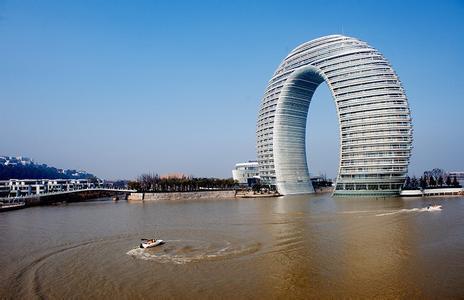 湖州月亮湾大酒店多少钱一晚