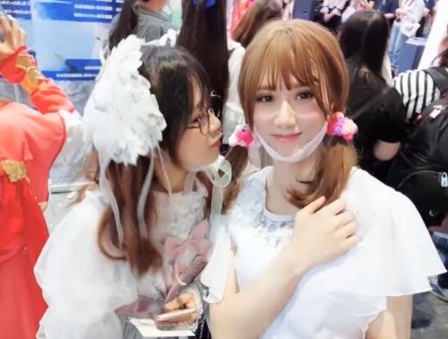 coser是漫展的灵魂,那么逛漫展,就是死盯coser吗?