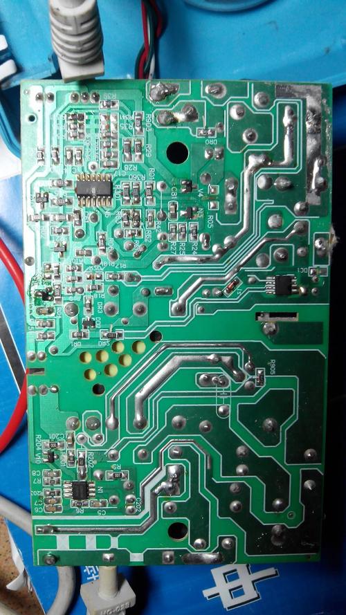 电动车充电器60v的输出只有10v,一般是那个地方坏了?