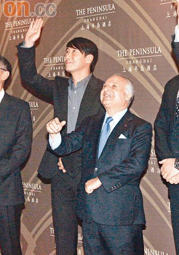 黎明与全智贤相见欢 赞老搭档长高了(图)