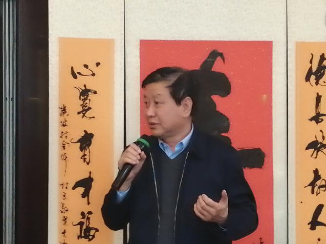 因为今天是父亲米寿之日,也是近年来,他和他的学生郭兴银,郭兴金,郭兴