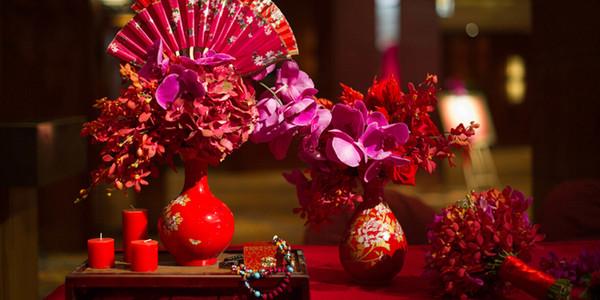 签到台 户外中式婚礼图片——仪式区 婚礼的仪式区也会跟随婚礼的主题