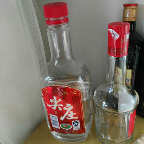 > 五粮液出品 尖庄 精制 50度 浓香型白酒 1.