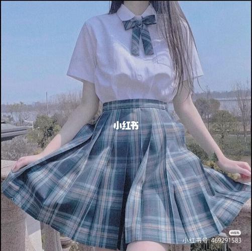女生下半身头像上