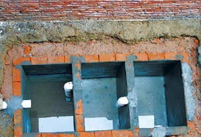农村自建房化粪池是砖砌好还是玻璃钢好比较一番见分晓
