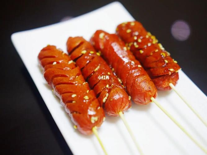 家常自制烤火腿肠_火腿肠_烤肠_美食_美食展示_普通
