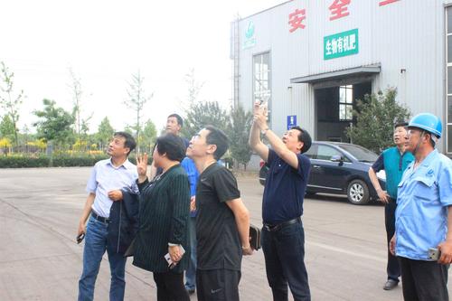 绥化市北林区领导一行莅临根力多股份参观考察