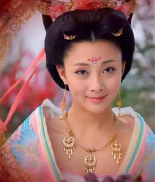 五名饰演"杨贵妃"的女星!范冰冰迷人,殷桃完美,最经典的是她