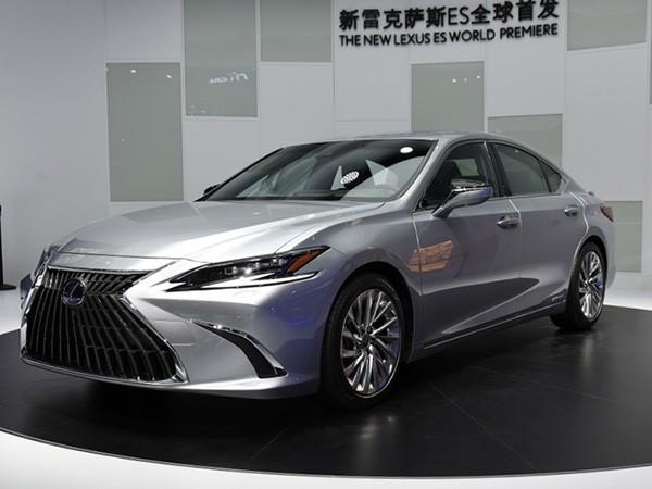 新款雷克萨斯es正式开启预售预售价296490万