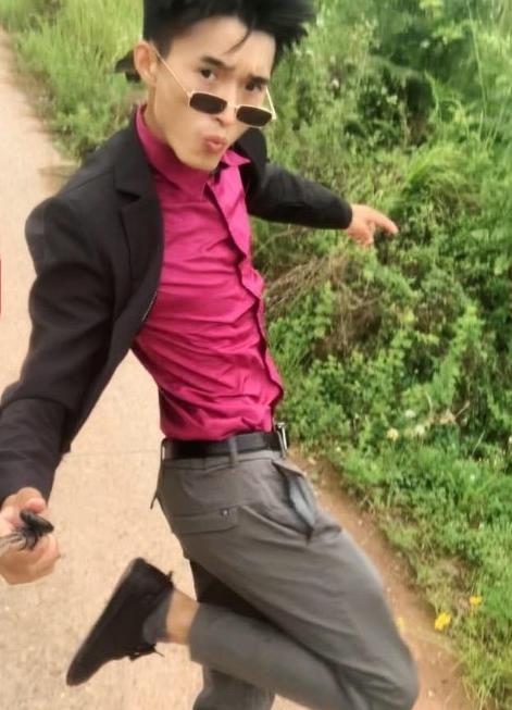 脚艺人什么意思,网络上脚艺人什么梗,变身脚艺人意思