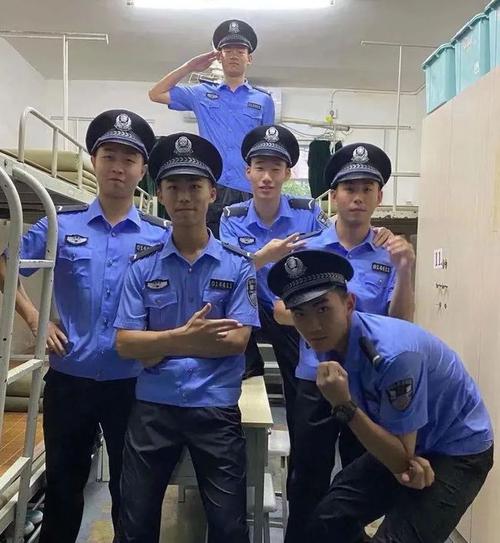 福建警察学院,yyds!
