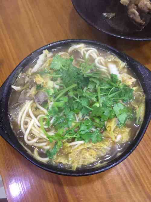 相帅羊肉砂锅面-"相帅羊肉砂锅面的羊肉正宗,面条入口有味,.