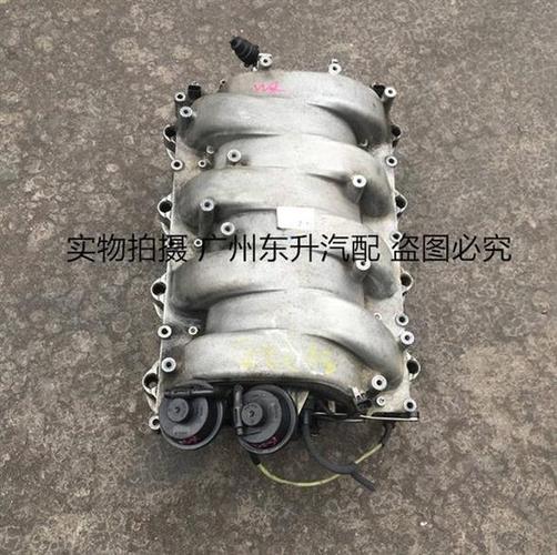 原厂适配奔驰r500ml500gl450s500s65c63进气叉车配件