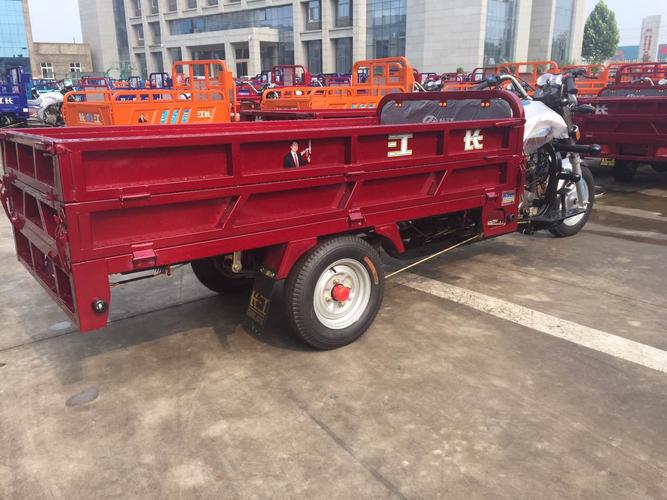 150果园三轮车