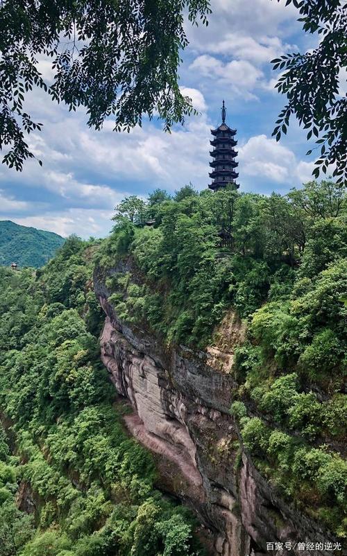 永康方岩风景区,赏景拜佛两不误
