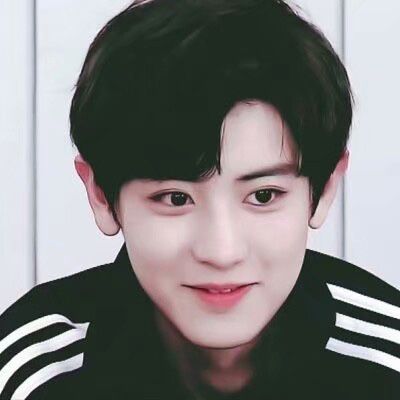 朴灿烈头像帅气高清 最帅朴灿烈个性头像2020