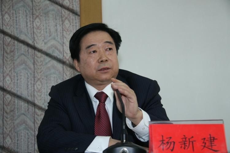  p> 杨新建,男,汉族,河北顺平人,1955年2月出生,1977年12月参加工作