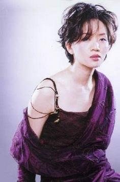 梅艳芳写真