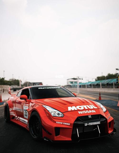 日产gtr_日产gtr_汽车_汽车介绍
