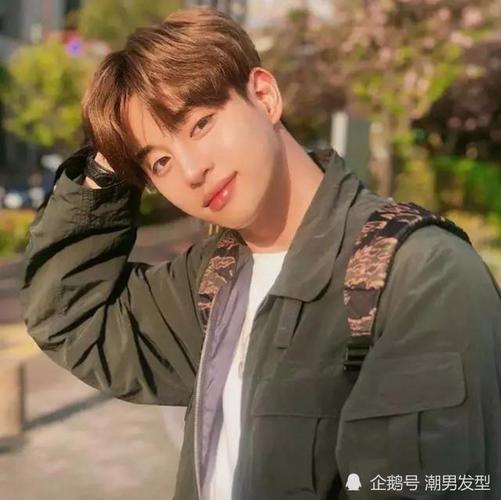 2,"a"字刘海发型