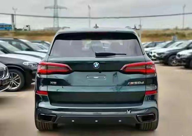 国产宝马x5实车曝光车长5米1搭20t引擎预计52万起售