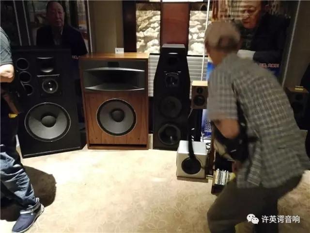 许英谔号角三分频十八寸巨箱kf1803 上市!音响泰斗扛鼎之作!