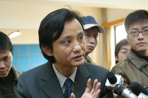 邱兴隆