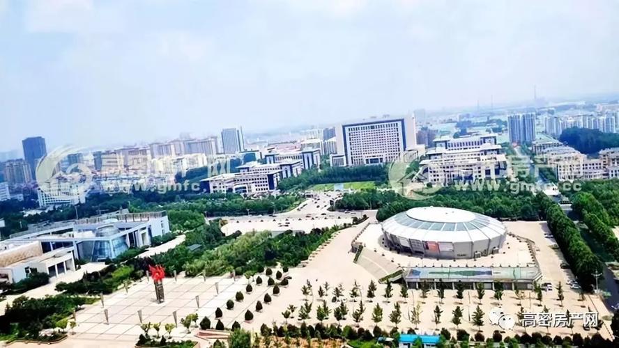 高密市文体公园已经成为城市文化与旅游内涵的标志性建筑物之一,成为