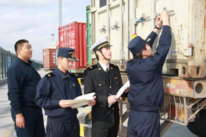 遇上海关要验货怎么办?