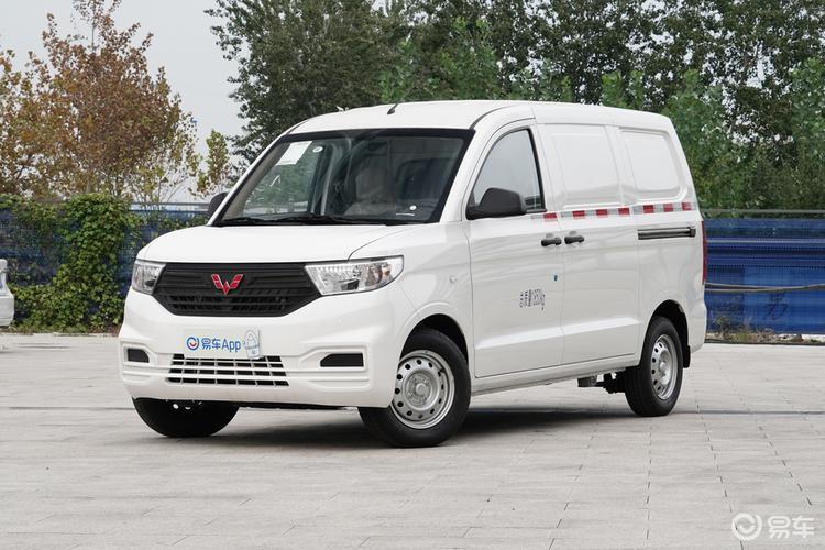 2019款 五菱宏光v 1.5l 手动 劲取版封窗车 国vi