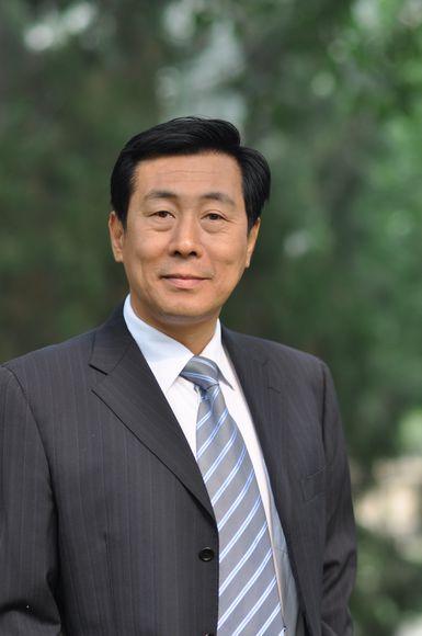 男 演员王振华 影视档案