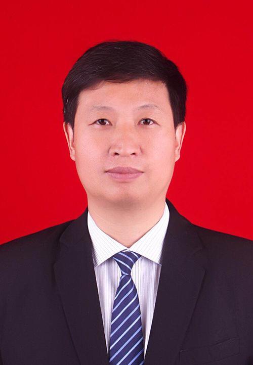  /p> p>现任宁陕县委常委,纪委书记