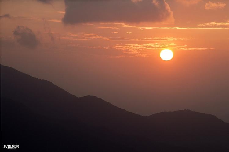 梧桐山夕阳